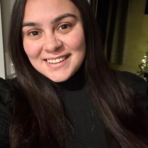 Meet your Posher, Monica